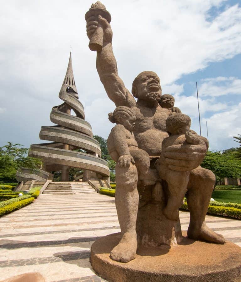Chinese tourists in Cameroon: Opportunities for Local Travel Companies