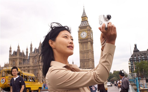 china-tourist_2452071b