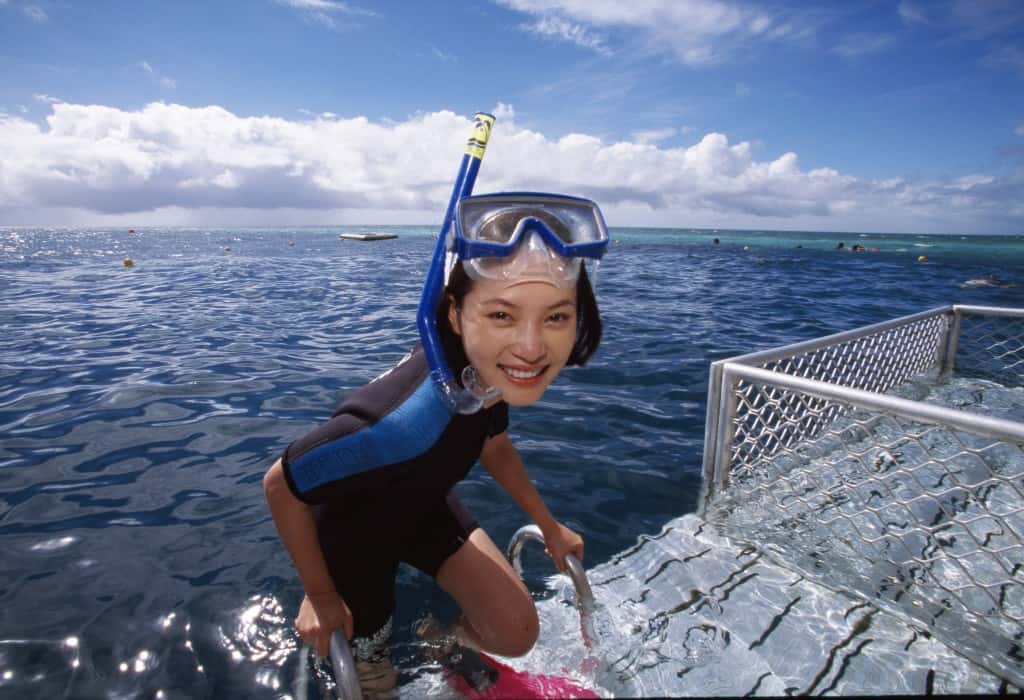 Chinese-tourist-1024x700